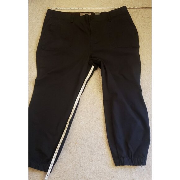 Torrid Jogger Hem Cotton Blend Pull On Black Pants w/Pockets Sz 24 NWT - Picture 8 of 12